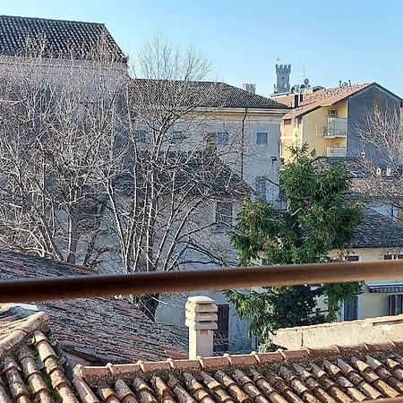 Sui Tetti Di Valeggio - Holiday Apartment ヴァレッジョ・スル・ミンチョ エクステリア 写真
