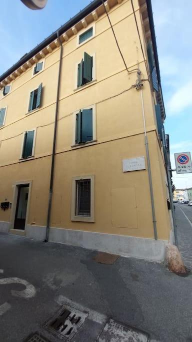 Sui Tetti Di Valeggio - Holiday Apartment ヴァレッジョ・スル・ミンチョ エクステリア 写真